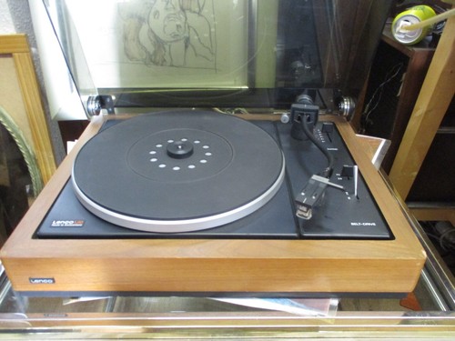 Lenco turntable cleaned - l,